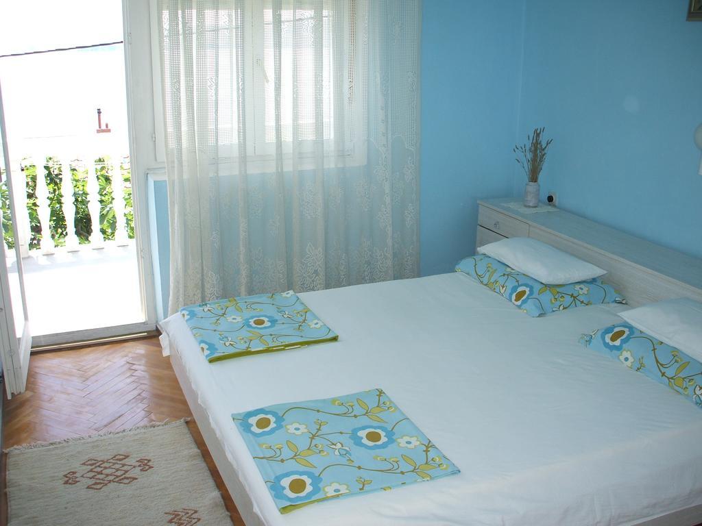Apartmani Mira เซนญ์ ภายนอก รูปภาพ