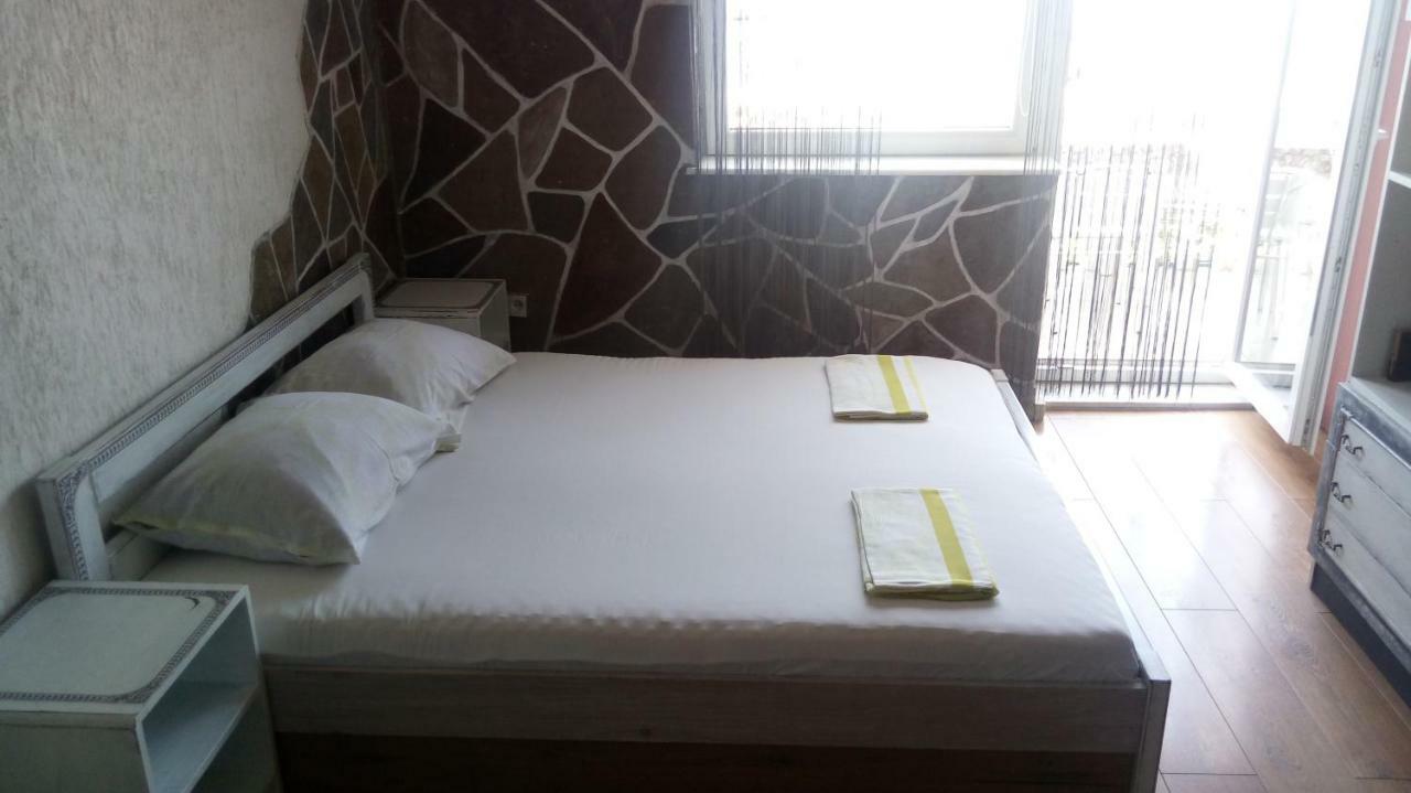 Apartmani Mira เซนญ์ ภายนอก รูปภาพ
